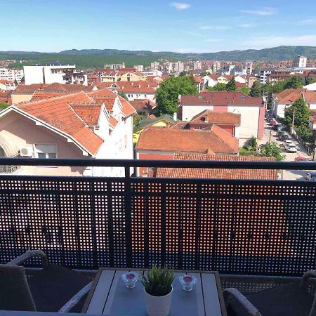 Lux Apartman 33 Kragujevac Exterior foto